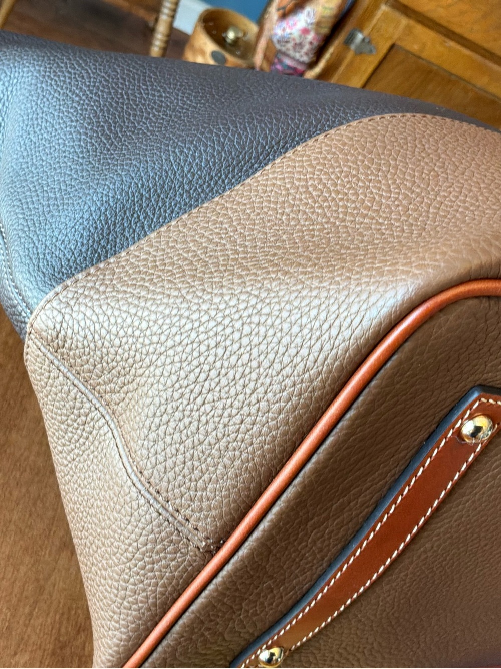 Dooney & Bourke Two-Tone Color block Pebble Leather Tobi Tote bark - Picture 5 of 16